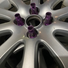 15インチアルミホイール4穴の画像