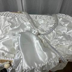 赤ちゃん　かご　ベッドの画像