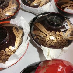 大量格安提供まとめてです、★未使用保管品★山中塗、漆塗り、３段重箱、★合計１２点程、（山中塗は赤りんごの様な赤塗で凄く綺麗です画像３・４）、★お手数をおかけしますプロフィール必読ですの画像