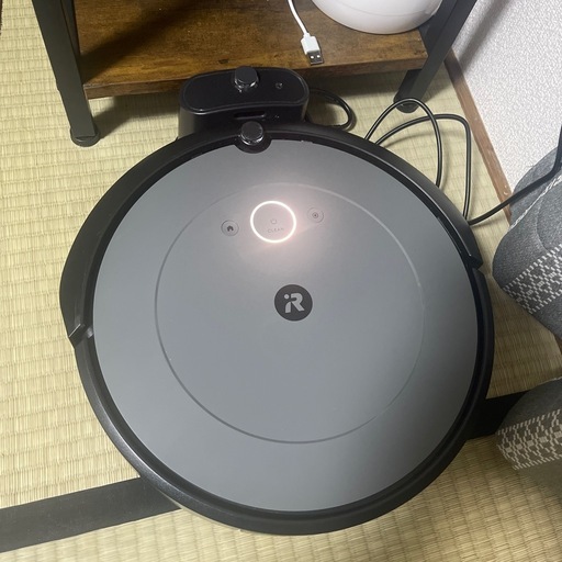 【iRobot Roomba i2】充電ドック付き／清掃回数88回・累計122時間使用