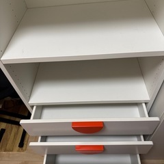 収納家具の画像