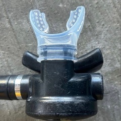 ダイビング クリア シリコン マウスピース レギュレーター　シュノーケルにの画像