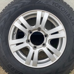 ハイエースバン　スタッドレスタイヤ
の画像