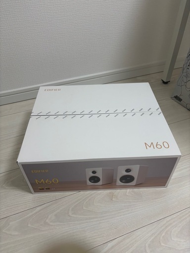 <未開封新品>スピーカーEdifier M60