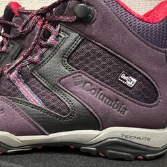 Columbia  トレッキングシューズ 25.5cm セイバー４　ワイドの画像