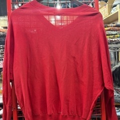 Vネックカットソーの画像