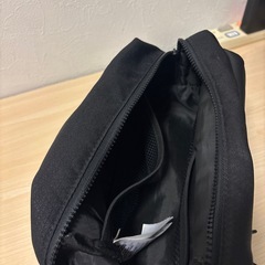 アディダス　ポーチの画像