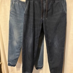 GU 厚手のデニムパンツ2着の画像