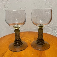 差し上げます。ワイングラスなどの画像