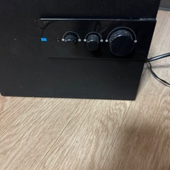 テレビ用サウンドスピーカーの画像