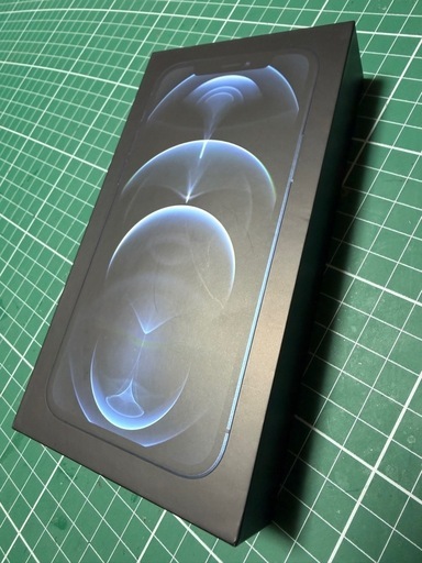 【中古】iPhone12pro  美品