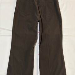ブラウン　ストレートパンツの画像