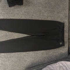 【取引中】ユニクロのヒートテックウルトラウォーム（超極暖）2枚、ヒートテック2枚の画像