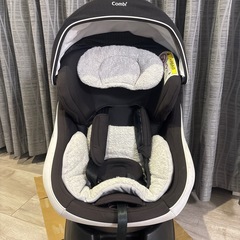 クルムーヴ スマート エッグショック　チャイルドシート　コンビの画像