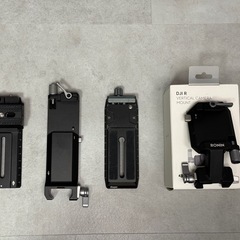 DJI RS3 Pro(モニター,ハンドグリップ,縦型マウント付き)の画像