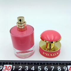 プラダ　キャンディ　グロス　オーデトワレ　残量 約40%（※振った感じです）の画像