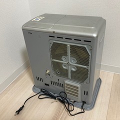 TOYOTOMI　石油ファンヒーターの画像