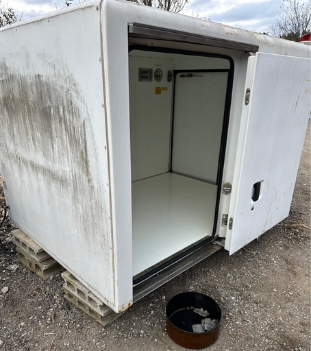 コンテナ倉庫軽トラ荷台　荷台　箱　鍵なし　長野県　即日引取り可能！　長野市自社配送手配可能！ 