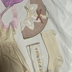 ⑧　MARLMARL マールマール　エプロン　スタイ　他靴下の画像