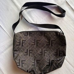 FENDI　フェンディ？　ショルダーバッグの画像