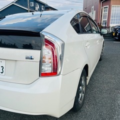 トヨタ30プリウス平成24の画像