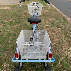 大人用電動三輪車の画像