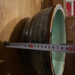 メダカ鉢の画像