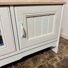 テレビ台の画像