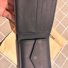 LOUIS VUITTON メンズ財布の画像