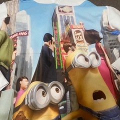 ミニオンズ  トレーナーの画像