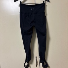 AUMNIE ヨガウェア　レギンス　黒の画像