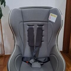 さしあげます。チャイルドシートの画像