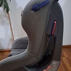 さしあげます。チャイルドシートの画像