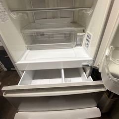 シャープ ノンフロン凍冷蔵庫 SJ-KE38R-S！380リットル！の画像