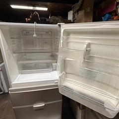 シャープ ノンフロン凍冷蔵庫 SJ-KE38R-S！380リットル！の画像