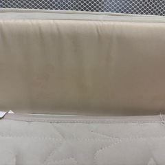 ココネルエアー　マットレス、シーツ、小物入れ付きベビーベッドの画像