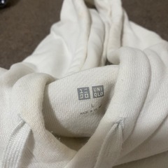 UNIQLO パーカーの画像
