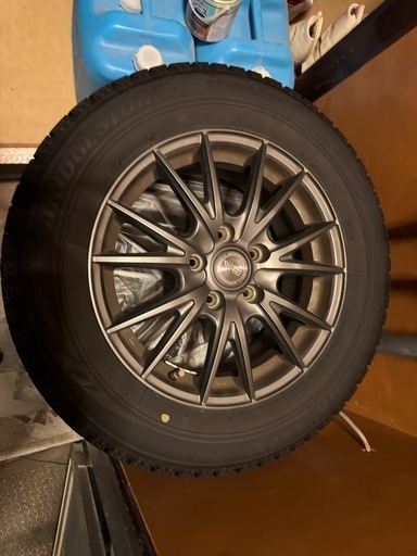 購入者決定[2020年製 スタッドレスタイヤ4本]ブリヂストン ブリザックVRＸ 215/60R16