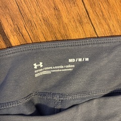 アンダーアーマー　レギンス　レディースの画像