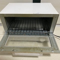 電子レンジとオーブントースターの画像