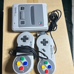 ニンテンドークラシックミニファミコンとクラシックミニ