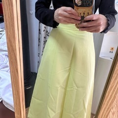 ユニクロ ロングスカートの画像
