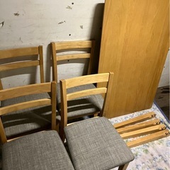 ダイニングテーブルセットの画像