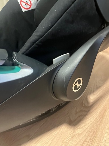 急ぎ、【アダプター付】サイベックス　cybex CLOUD Z i-size リベル