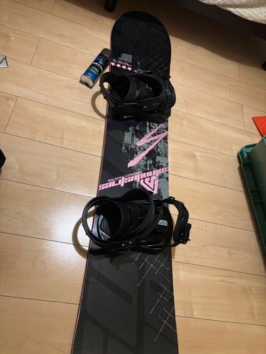スノボセット (コロン) 味鋺のスノーボードの中古あげます・譲ります