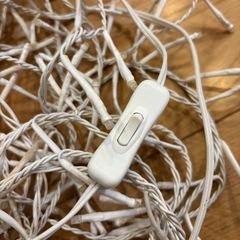 【中古】IKEA イケア GLÄNSA 照明 ライトの画像