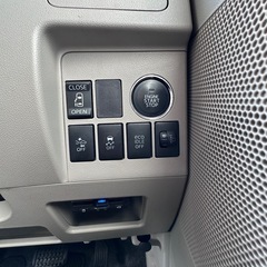 ダイハツ　タントの画像