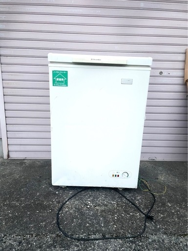 エレクトロラックス Electrolux 冷凍庫（105L） ホワイト ECB105