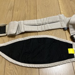 グスケット　抱っこ紐　収納袋付きの画像