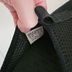 SALOMON ブラック メッシュ サンダルの画像